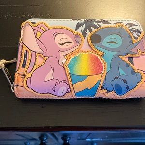Loungefly Stitch zip wallet